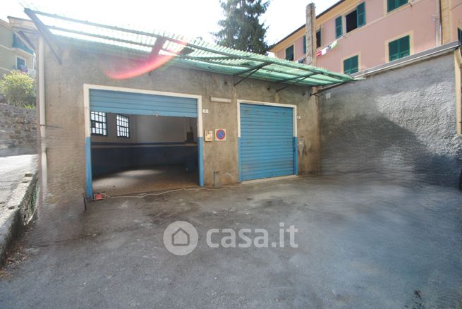 Garage/posto auto in residenziale in Via Roma