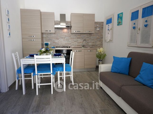 Appartamento in residenziale in Via Caio Duilio 2