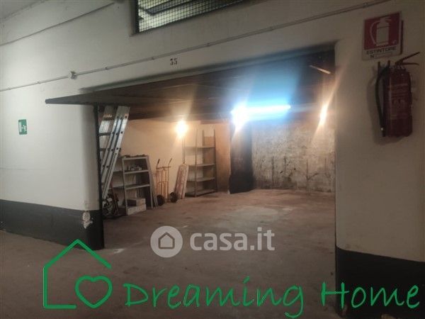 Box/posto auto in residenziale in Via di Villa Belardi 16