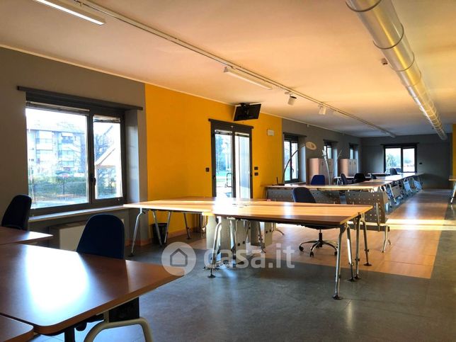 Ufficio in commerciale in Vicolo Vincenzo Monti 8