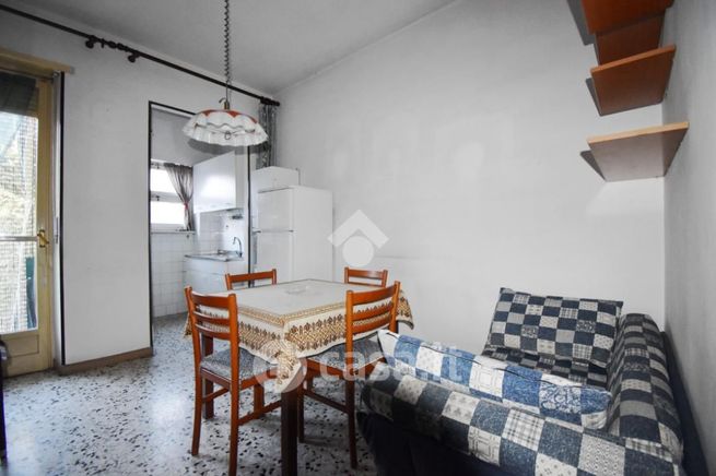 Appartamento in residenziale in Via Aosta 11