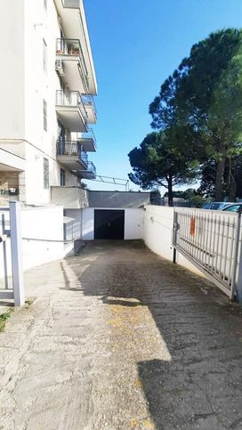 Box/posto auto in residenziale in Giovanni XXIII