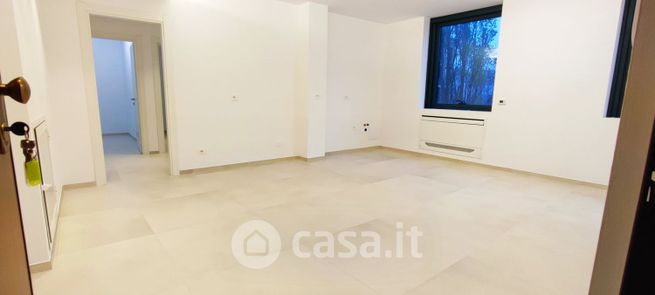 Ufficio in commerciale in Via Guglielmo Marconi