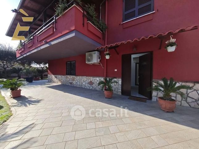 Appartamento in residenziale in Via Montenuovo Licola Patria 141