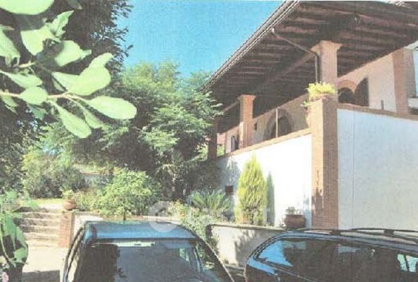 Villa in residenziale in Via Castello d'Ariano 124