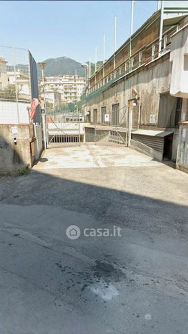 Box/posto auto in residenziale in Via Michelangelo Schipa 10