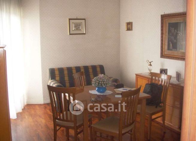 Appartamento in residenziale in Via B. Puoti 1