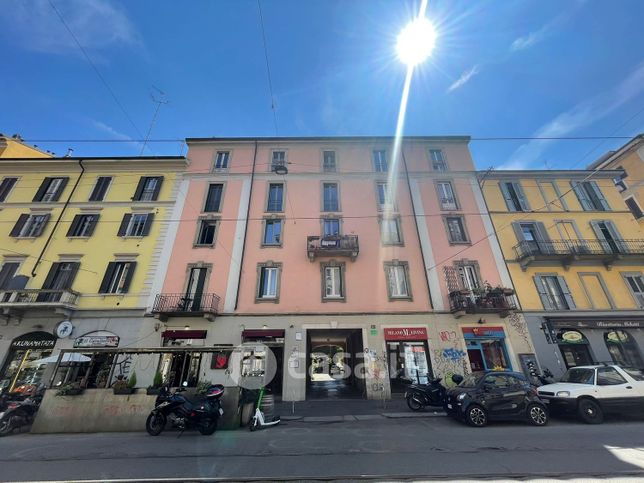 Ufficio in commerciale in Via Vigevano 41
