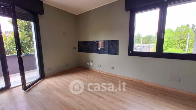 Appartamento in residenziale in Via della Cooperazione 11