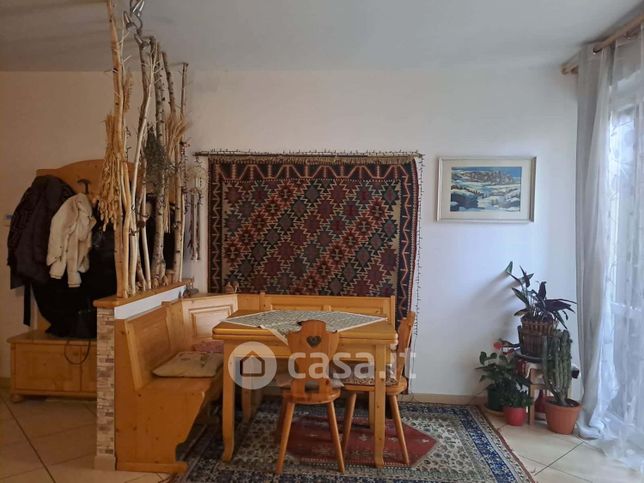 Appartamento in residenziale in Via Pizzo Camino 33