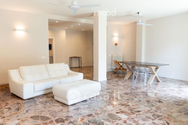 Appartamento in residenziale in Via Giacomo Arditi 10