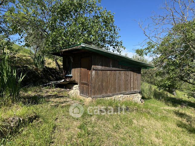 Terreno agricolo in commerciale in