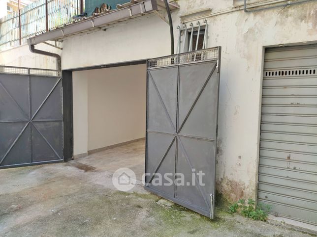 Garage/posto auto in residenziale in Via Rapallo