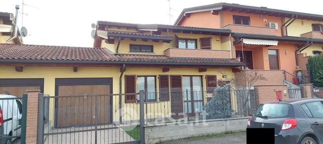 Villetta a schiera in residenziale in Via Michelangelo Buonarroti 1