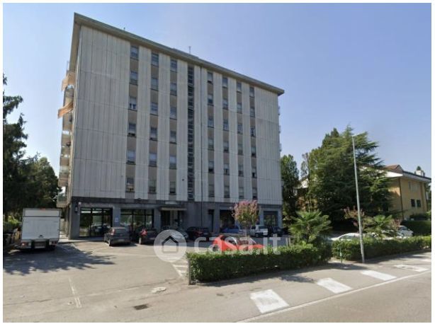 Appartamento in residenziale in Via Valmarana 55