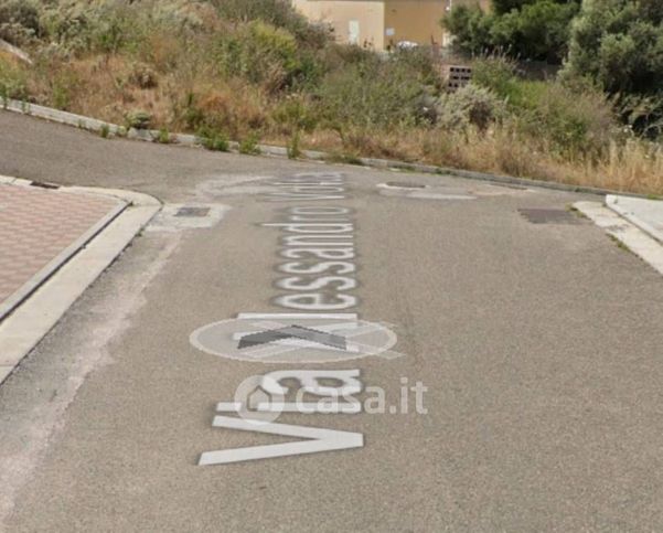 Box/posto auto in residenziale in Via Alessandro Manzoni