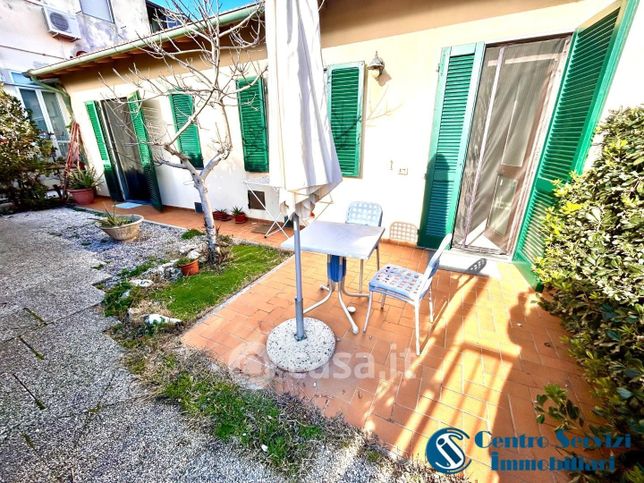 Casa bi/trifamiliare in residenziale in Piazza Sardegna
