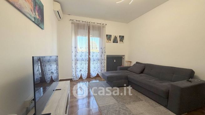 Appartamento in residenziale in Via Europa 9
