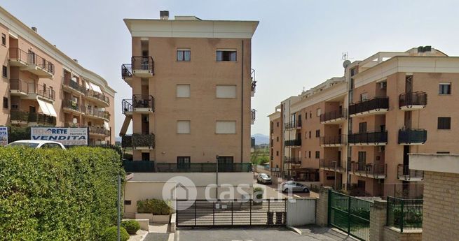 Appartamento in residenziale in Via Romolo Vaselli 63