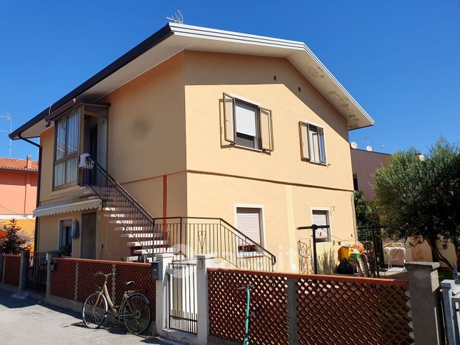 Appartamento in residenziale in Via Corsica 51