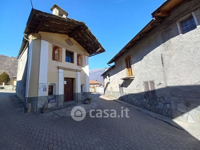 Casa indipendente in residenziale in Via Castagneretto 80