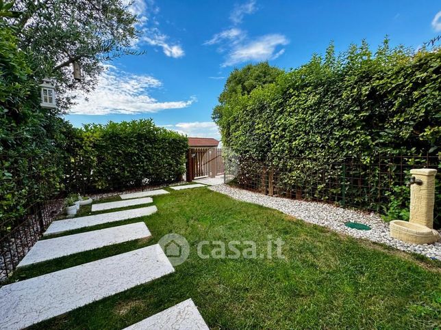 Appartamento in residenziale in Località Gozza
