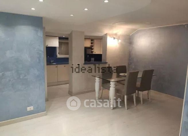 Appartamento in residenziale in Via di Torre Gaia 10