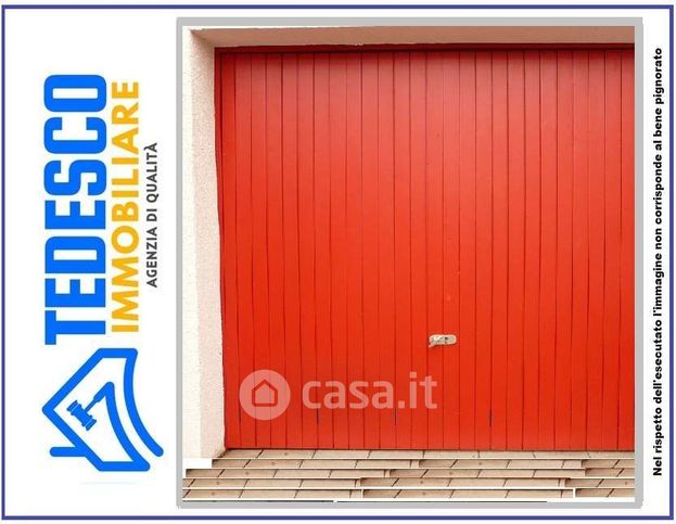 Garage/posto auto in residenziale in Via Traiano Boccalini