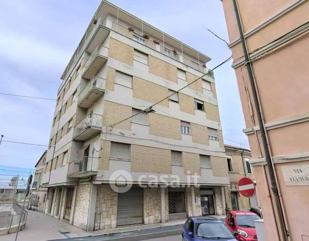 Appartamento in residenziale in Via Stamura 2