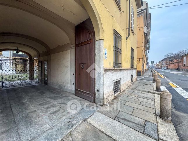 Ufficio in commerciale in Stradone Farnese 22
