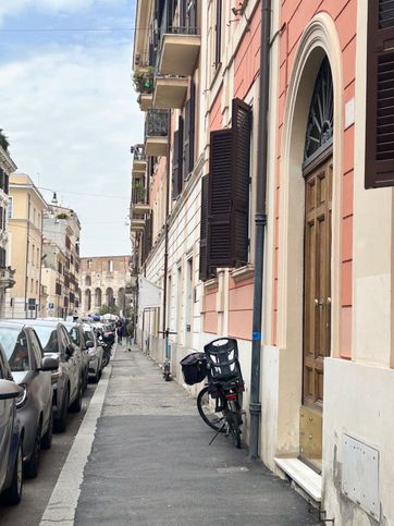 Appartamento in residenziale in Via dei SS. Quattro 85