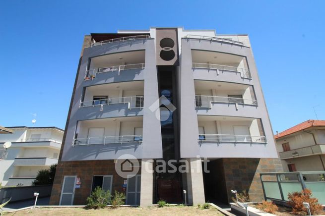 Appartamento in residenziale in Via Piceni