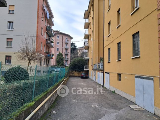 Box/posto auto in residenziale in Via Giuseppe di Vagno 4