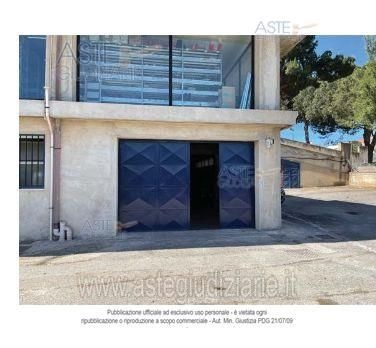 Box/posto auto in residenziale in Strada Forcone 169