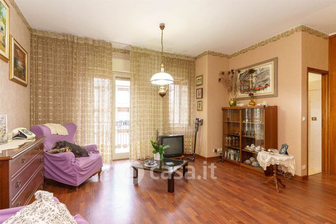 Appartamento in residenziale in Via Vitaliano Brancati 20