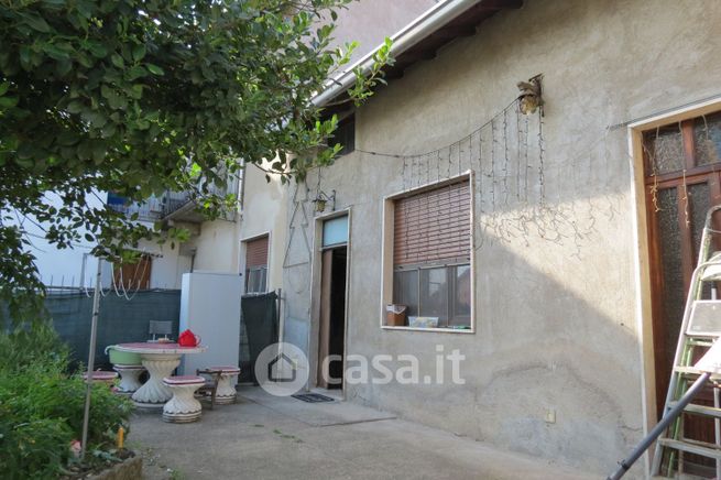 Casa indipendente in residenziale in Via Monfalcone