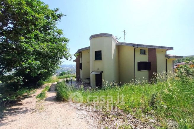Appartamento in residenziale in Contrada Colle Longo