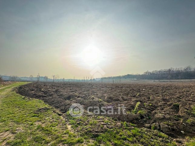 Terreno agricolo in commerciale in Via Sirmione 1