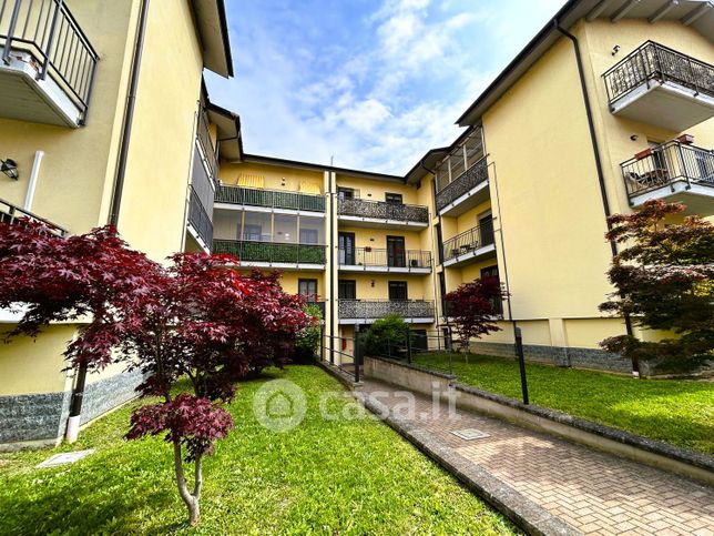 Attico/mansarda in residenziale in Via Angelo Lombardini 7
