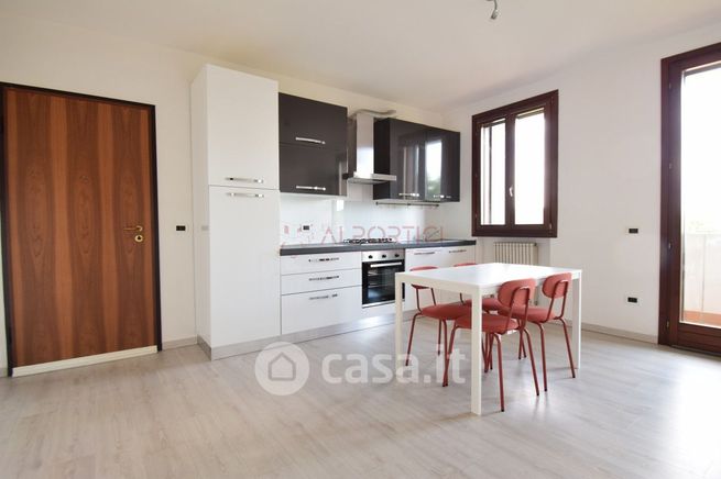Appartamento in residenziale in Via Roma