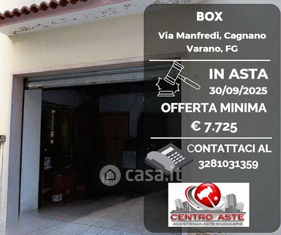 Box/posto auto in residenziale in Via Manfredi