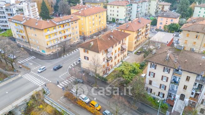 Appartamento in residenziale in Via Circonvallazione 6