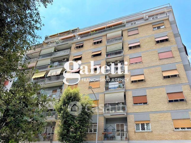 Appartamento in residenziale in Via Bellegra