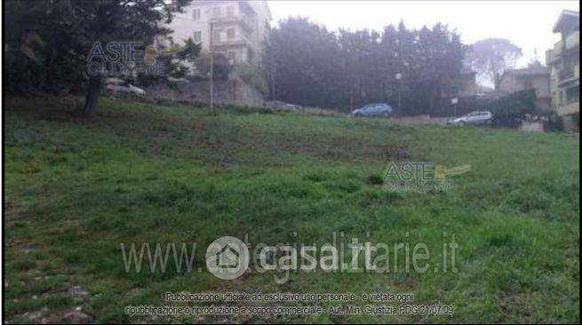 Terreno edificabile in residenziale in Viale Martiri della Resistenza