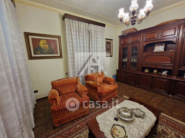 Villa in residenziale in Via Vittorio Bachelet