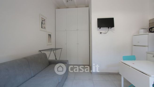 Appartamento in residenziale in Via Cola Montano 8