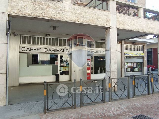 Attivitã /licenza (con o senza mura) in commerciale in Via Giuseppe Garibaldi