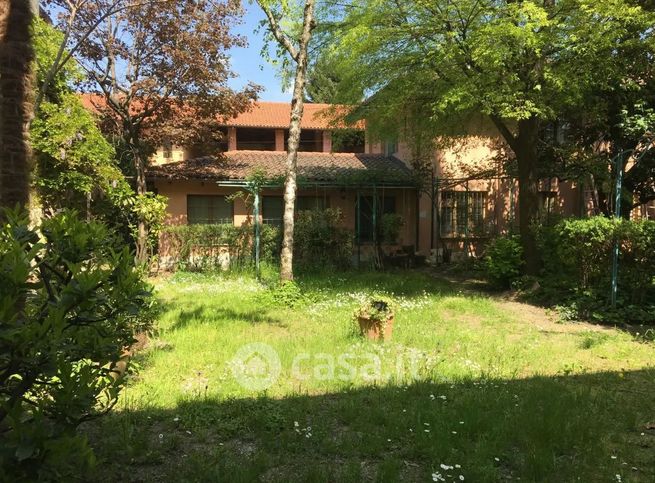 Appartamento in residenziale in Via Giuseppe Verdi 6