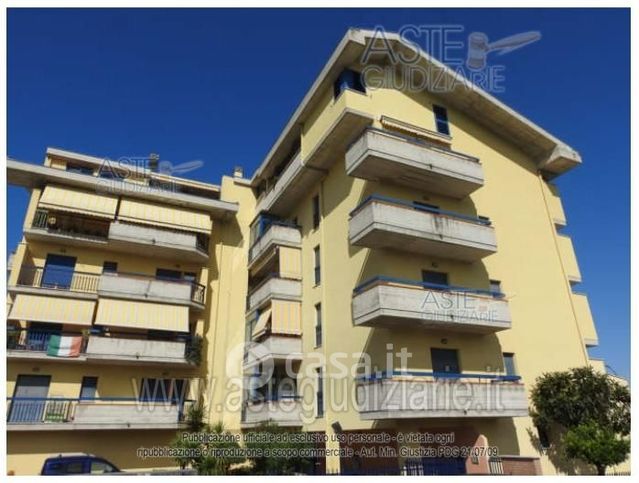 Appartamento in residenziale in Via Carmine Gentile 13