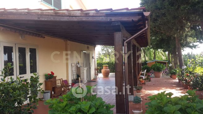 Rustico/casale in residenziale in Strada Pedemontana